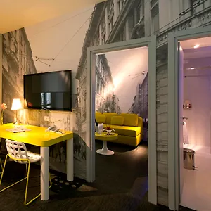 The Street Duomo | A Design Boutique 4*, Milano İtalya